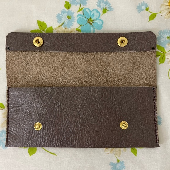 Handmade Genuine Leather Wallet - Picture 2 of 5